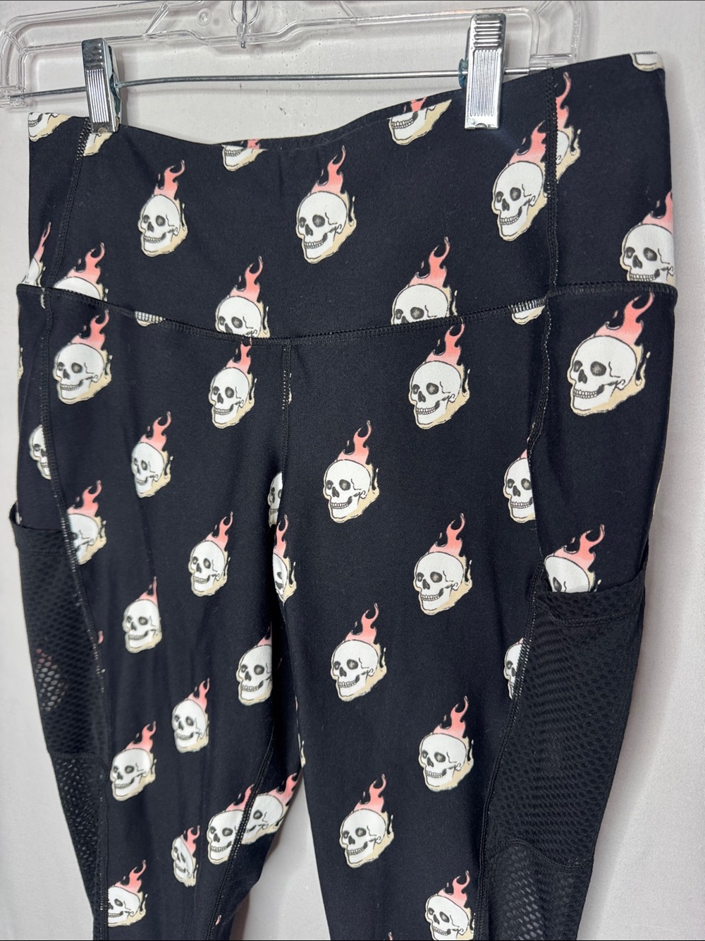 Torrid Wicking Active Flaming Skill Leggings. Size 0 (12). - Picture 5 of 8